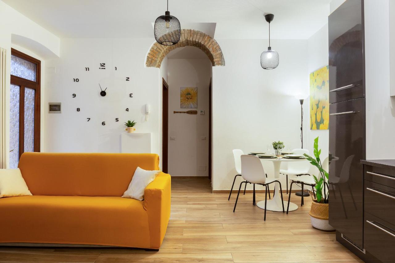 Como Centro Proprio Dietro L'Angolo Zewnętrze zdjęcie